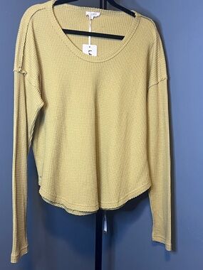 LA MIEL Long-Sleeve Waffle Knit Top in Mustard